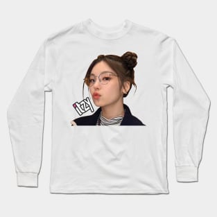 yeji itzy Long Sleeve T-Shirt